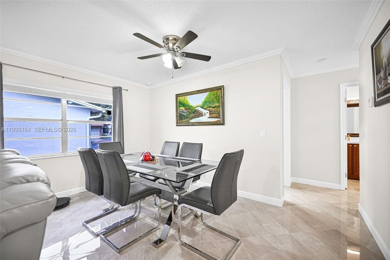 2528 Sw Natura Blvd - Photo 5 of 37