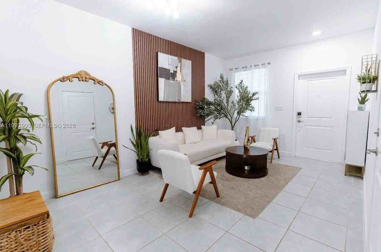 16222 Sw 290th Ter #16222 - Photo 5 of 38