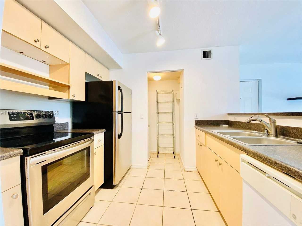 4200 San Marino Blvd #205 - Photo 6 of 15