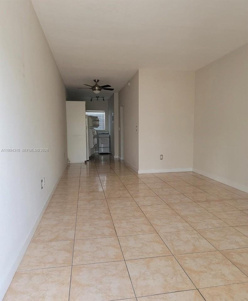 620 76th St #11 - Photo 2 of 14