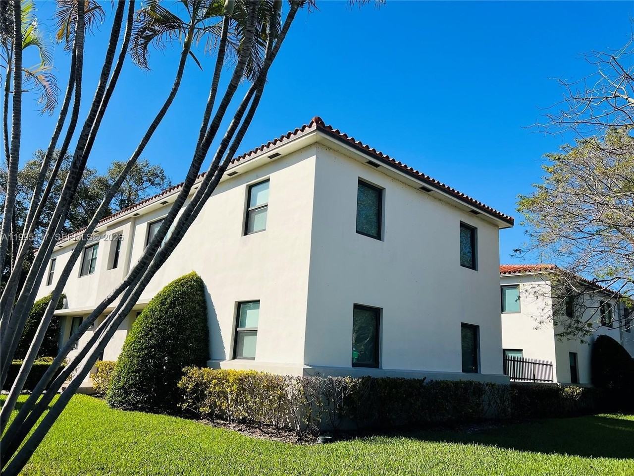 1440 S Le Jeune Rd #4 - Photo 3 of 12