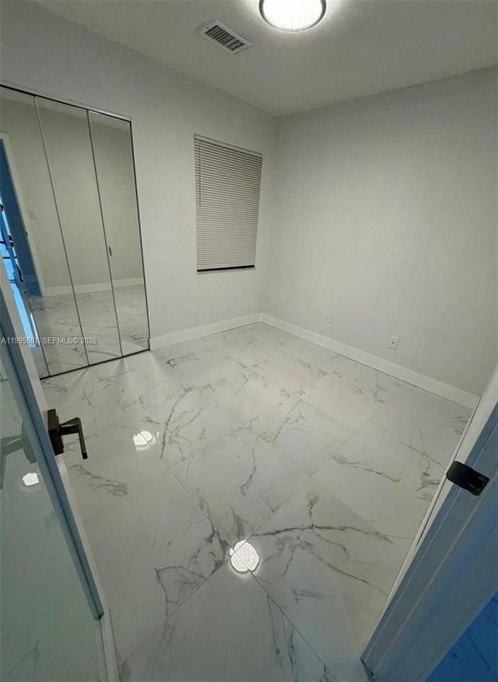 19314 Sw 121st Ct - Photo 6 of 17