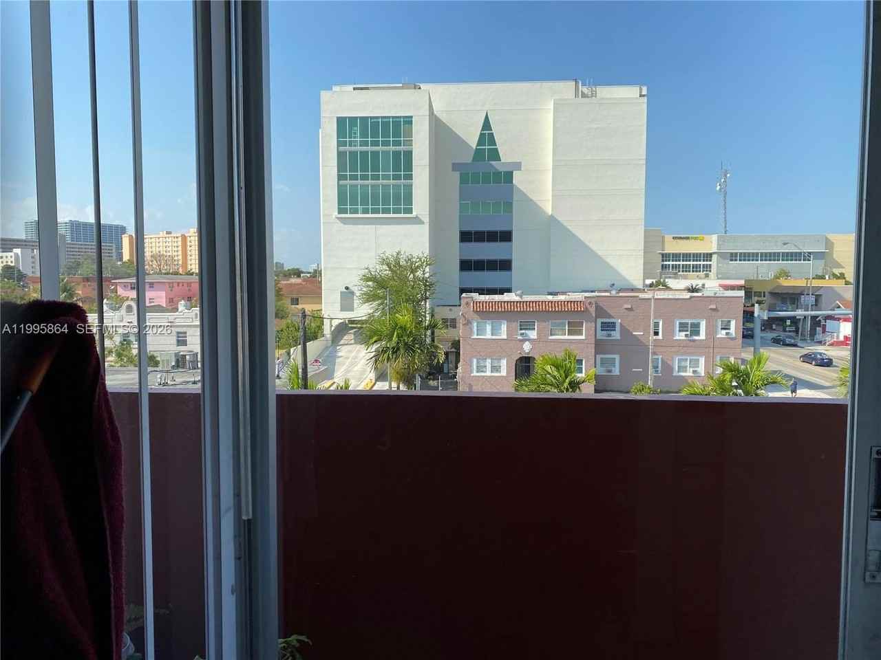 420 Nw 12th Ave #43 - Photo 5 of 9