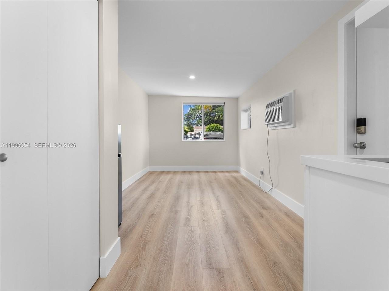 7401 Sw 38th St #A - Photo 7 of 10