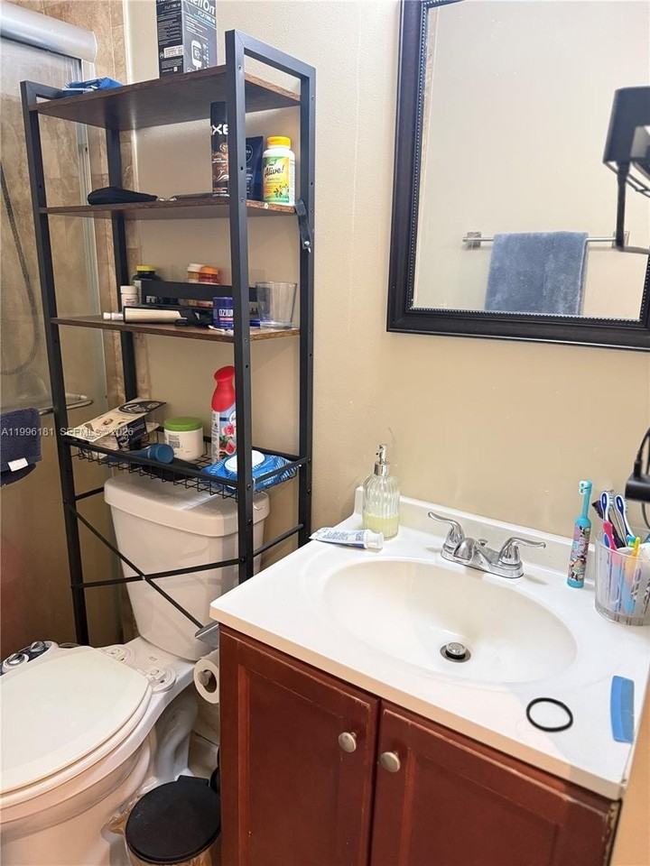 11109 Nw 37th St #11109 - Photo 7 of 24