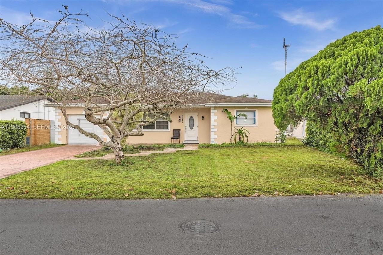 6640 Evergreen Dr - Photo 2 of 23