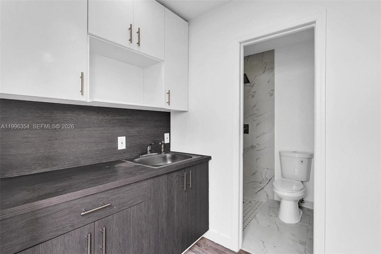 6640 Evergreen Dr - Photo 7 of 23