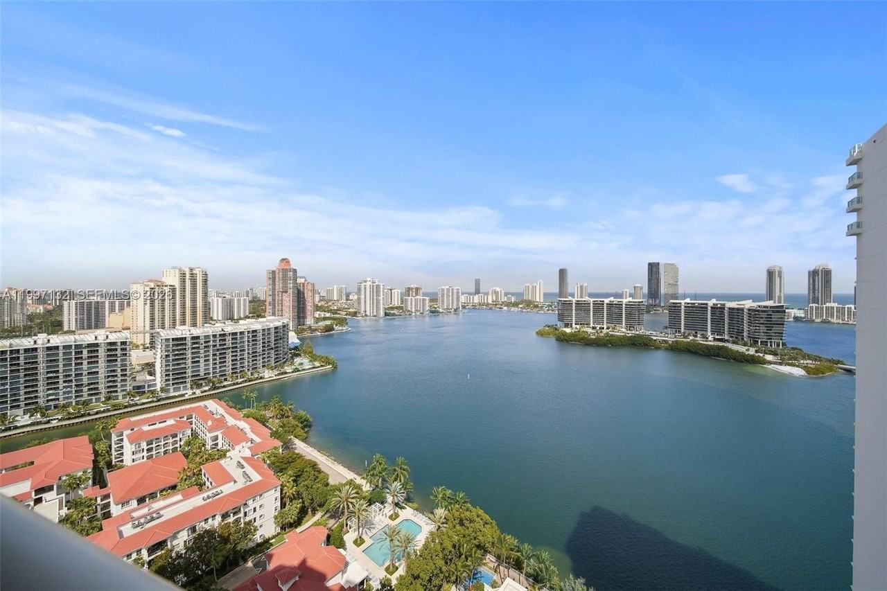 3301 Ne 183rd St #2606 - Photo 7 of 46