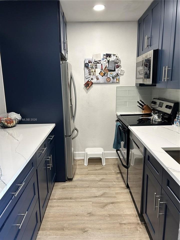 725 Hummingbird Way #212 - Photo 3 of 5