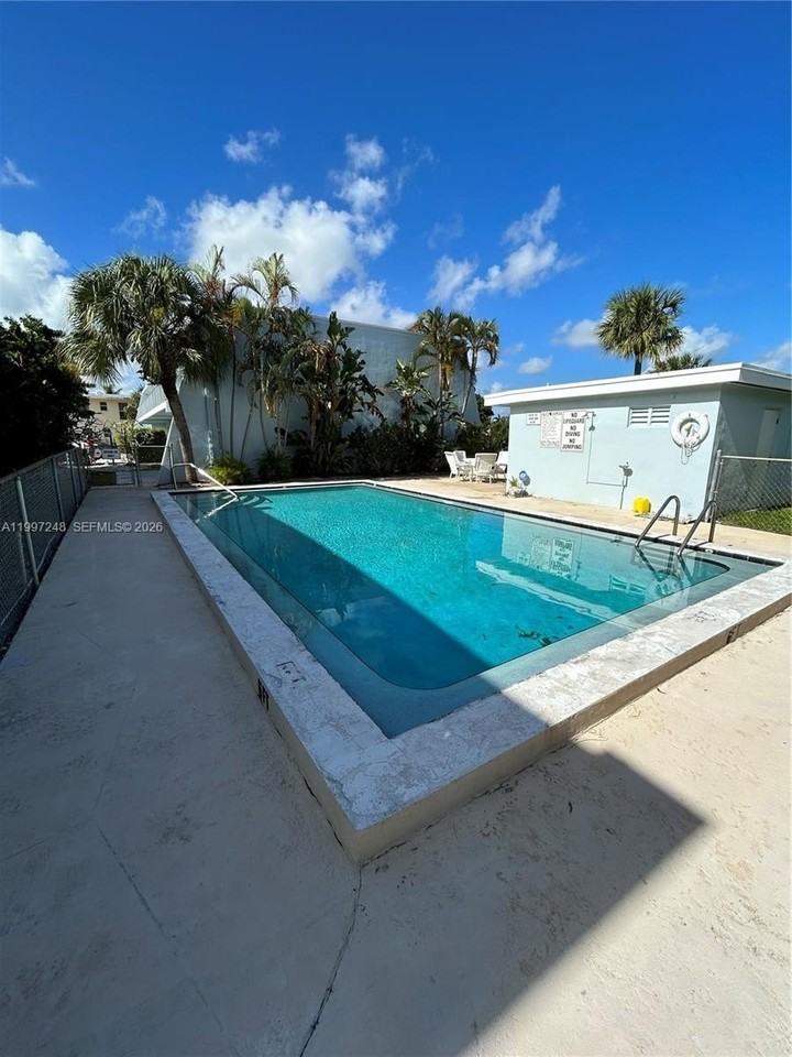 725 Hummingbird Way #212 - Photo 5 of 5