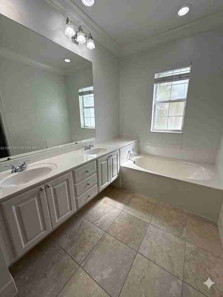 2577 E Community Dr #2577 - Photo 7 of 9