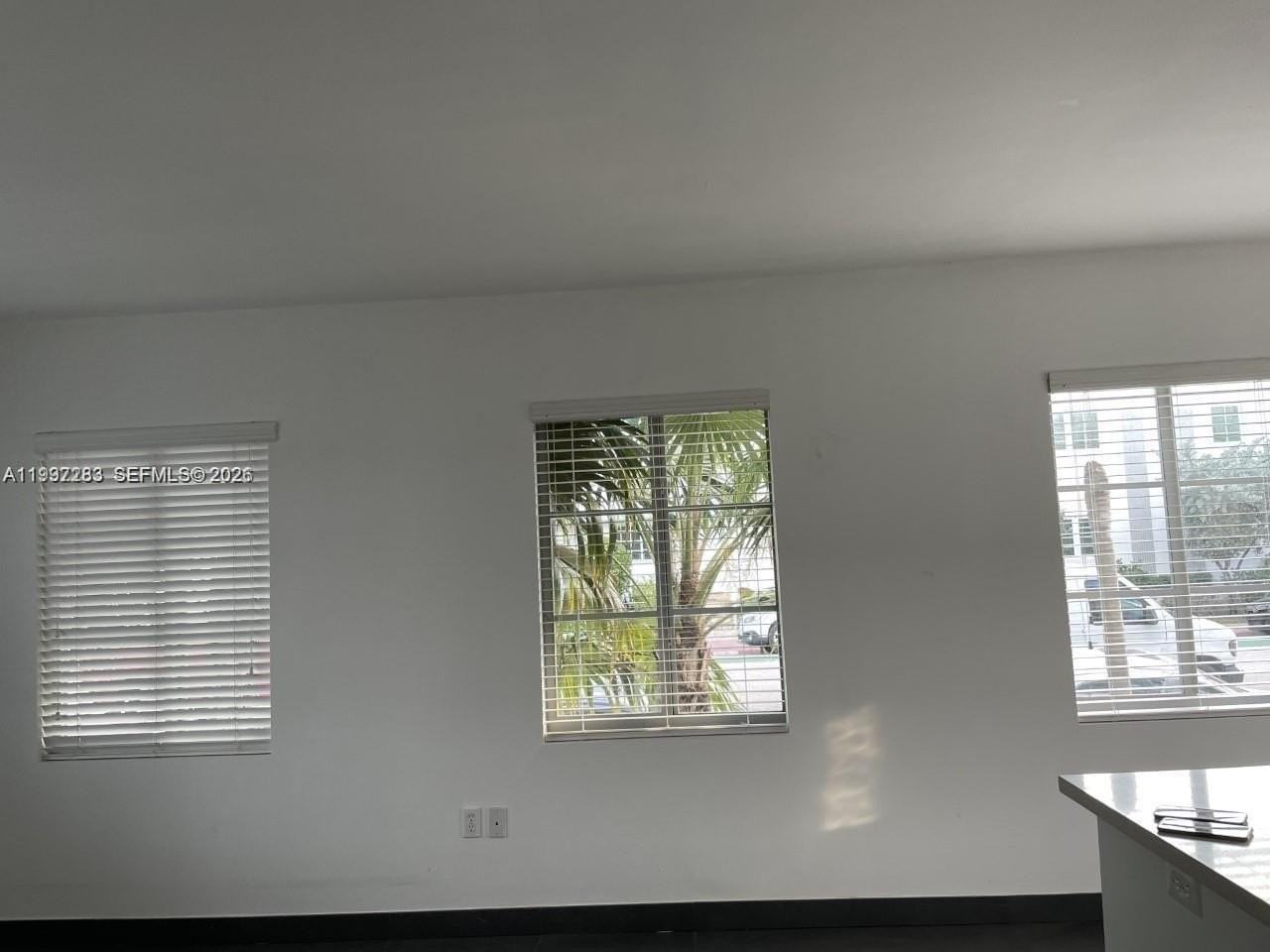 1600 Euclid Ave #107 - Photo 7 of 14