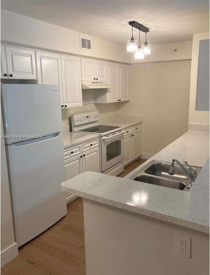 15470 Sw 284th St #3201 - Photo 7 of 16