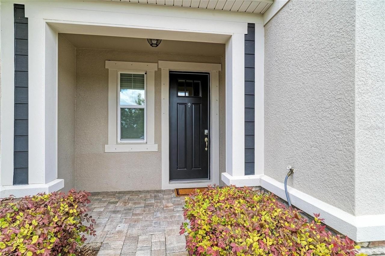 11607 Brookside Dr - Photo 3 of 50