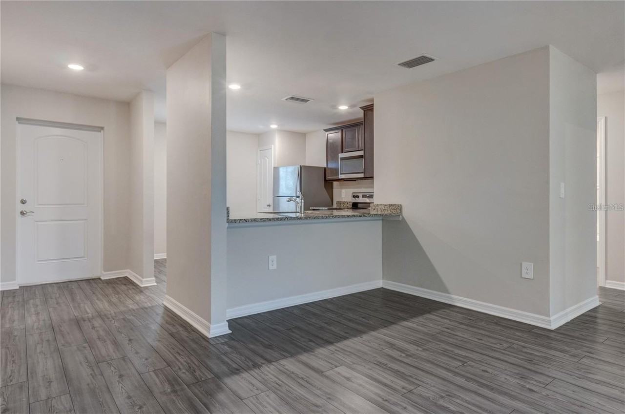 4127 Snowdrop St - Photo 5 of 27