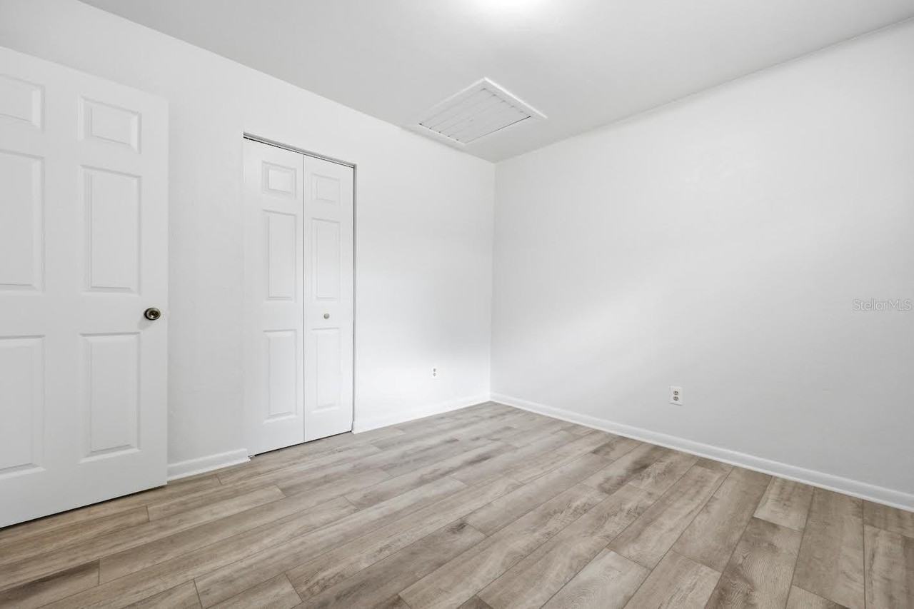 5935 Nw 23rd Ter - Photo 5 of 23