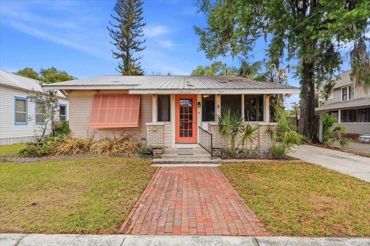 530 S Jackson Ave - Photo 2 of 49