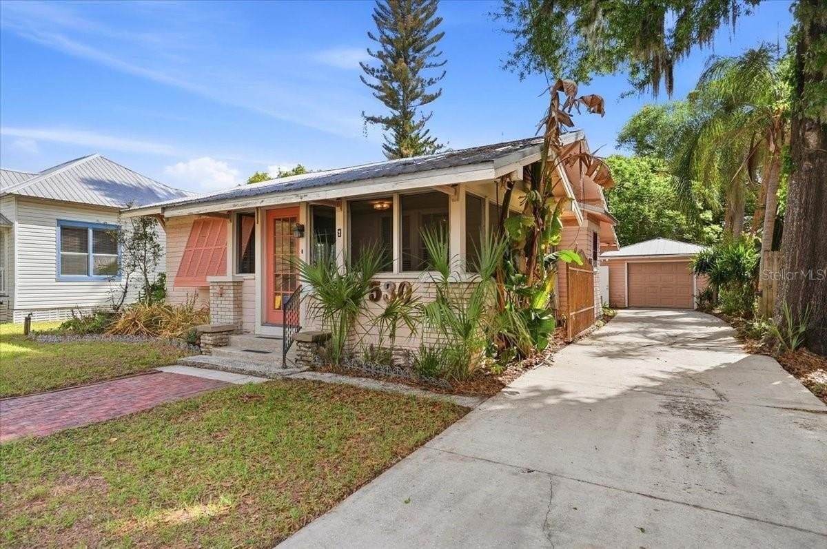 530 S Jackson Ave - Photo 3 of 49