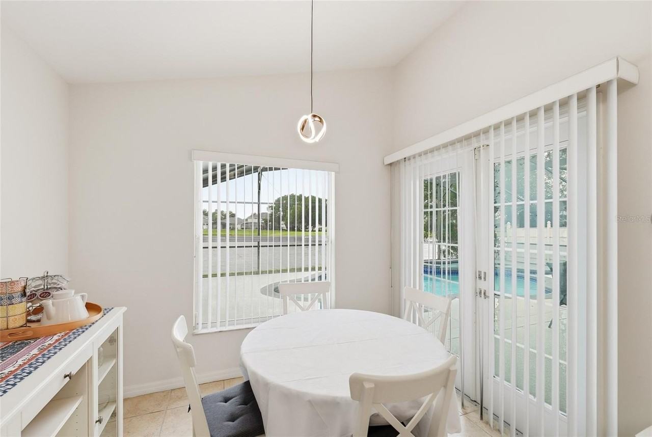 748 Stonewyk Way - Photo 7 of 28