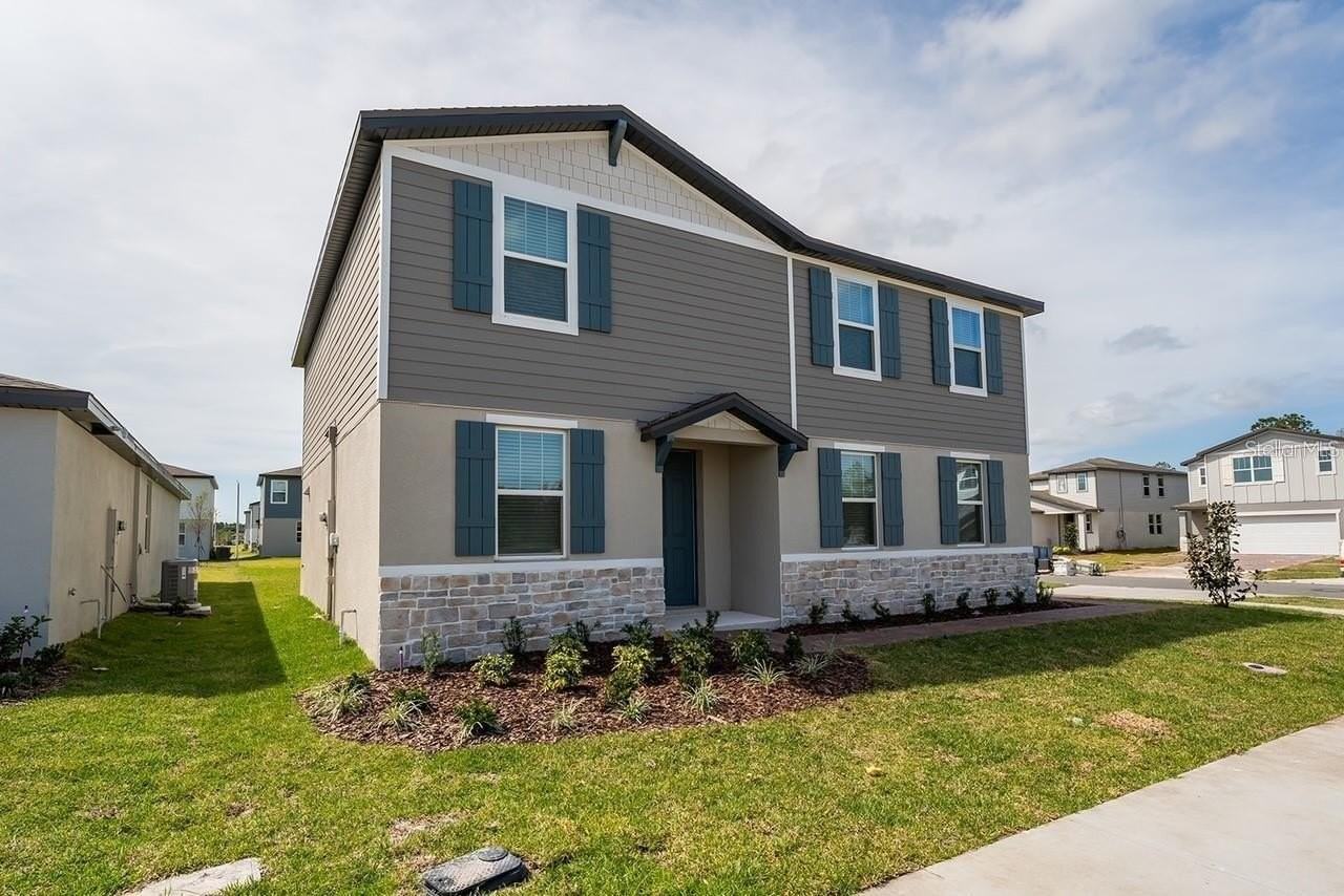 5252 Sanders Oak Trl - Photo 2 of 22