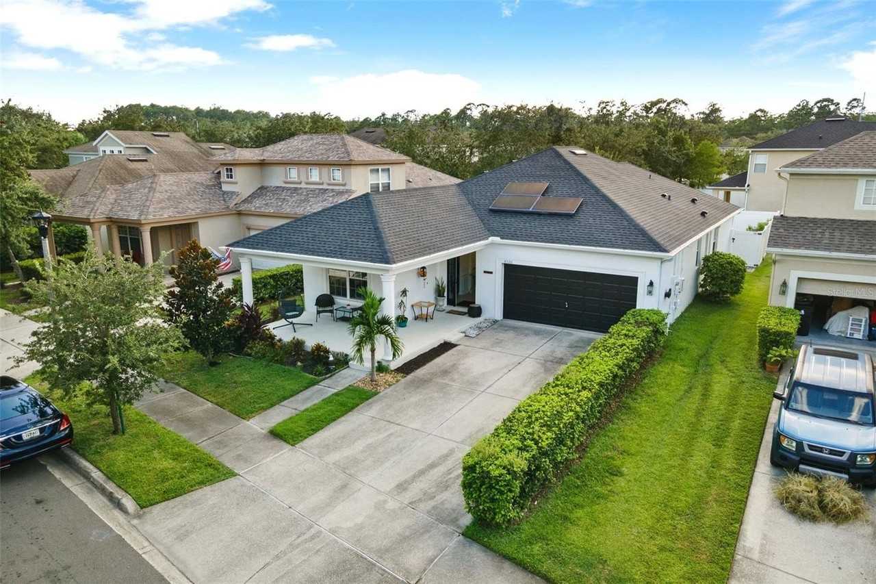 8520 Greenbank Blvd - Photo 2 of 32