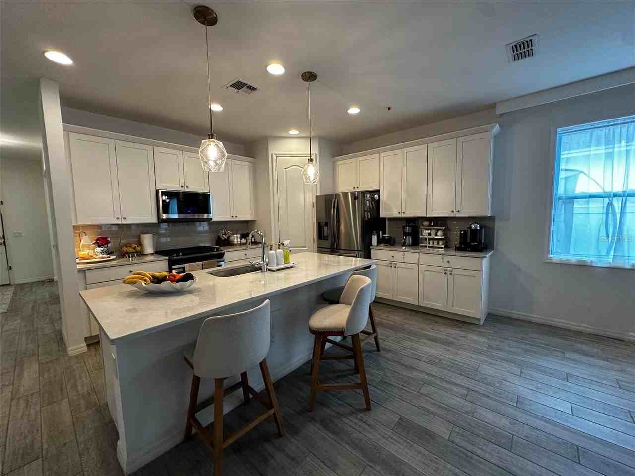 15512 Sunquat Dr - Photo 5 of 40