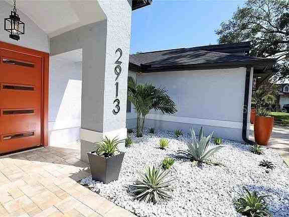 2913 Eagle Lake Dr - Photo 4 of 42