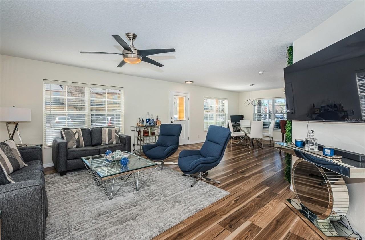 3876 Island Way - Photo 7 of 44