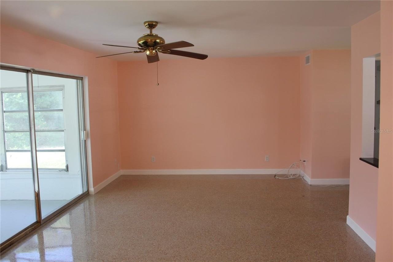 2025 Pine Ridge Dr - Photo 3 of 21