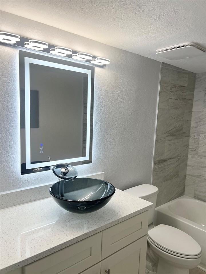 4550 Overlook Dr Ne #156 - Photo 6 of 19