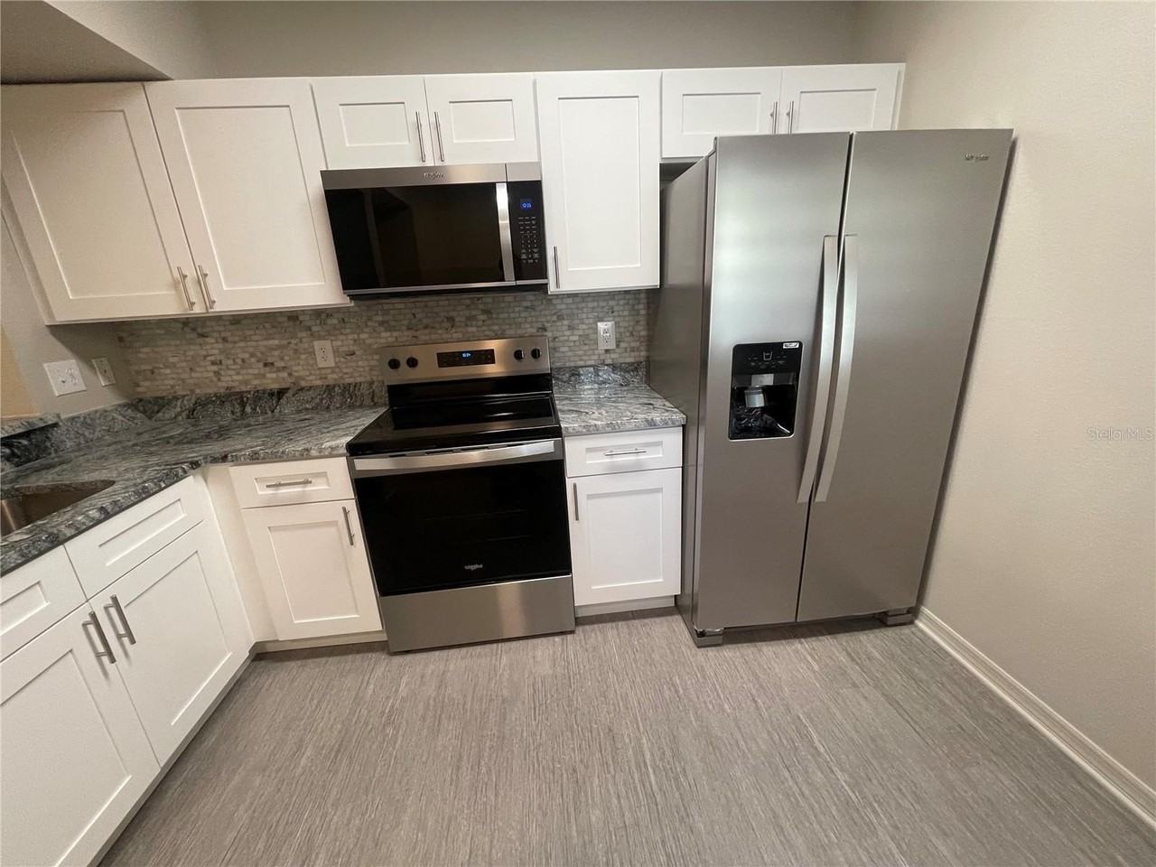 6004 Portsdale Pl #101 - Photo 4 of 17