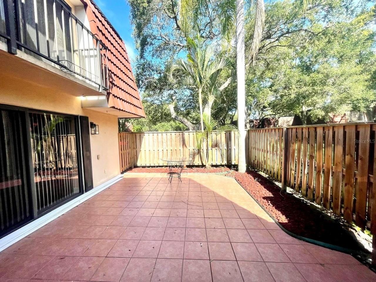 2712 14th Ct - Photo 2 of 45