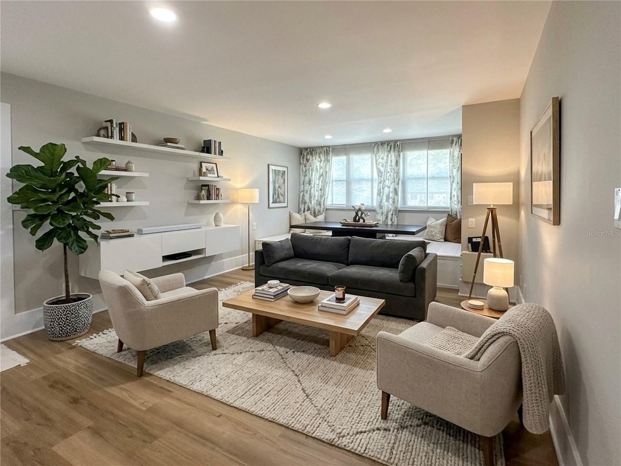 1400 Gandy Blvd N #1013 - Photo 3 of 39