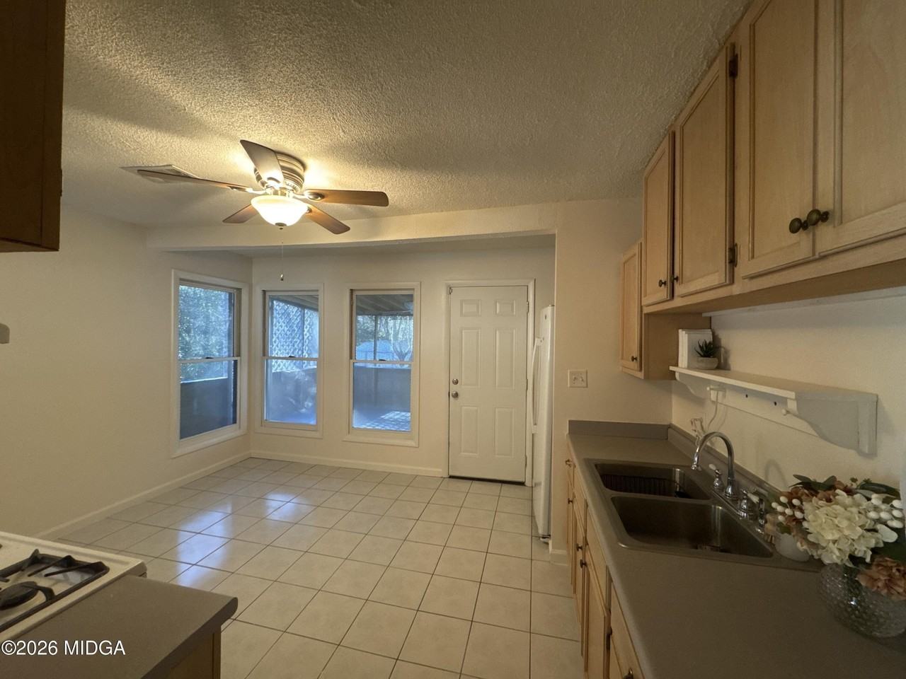 3823 Saint Charles Pl - Photo 4 of 13