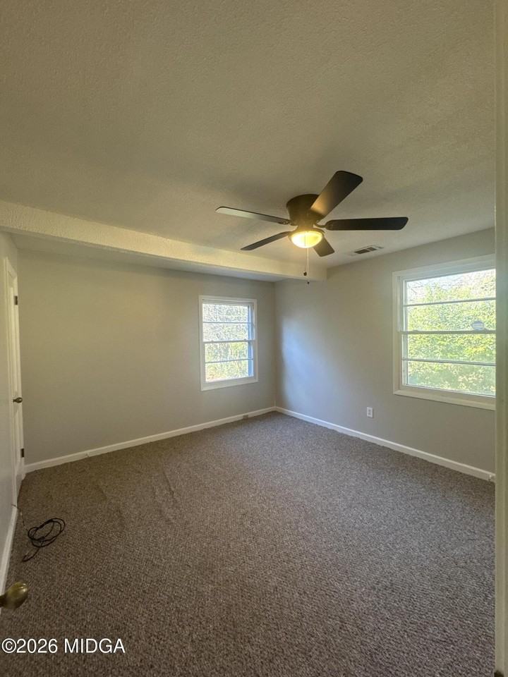 3823 Saint Charles Pl - Photo 5 of 13