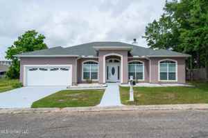 featured image of 24 Pelican Cove Ln