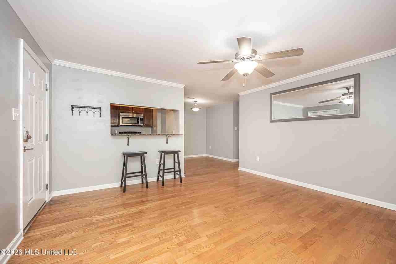 2421 Beachview Dr Apt G13 - Photo 6 of 47