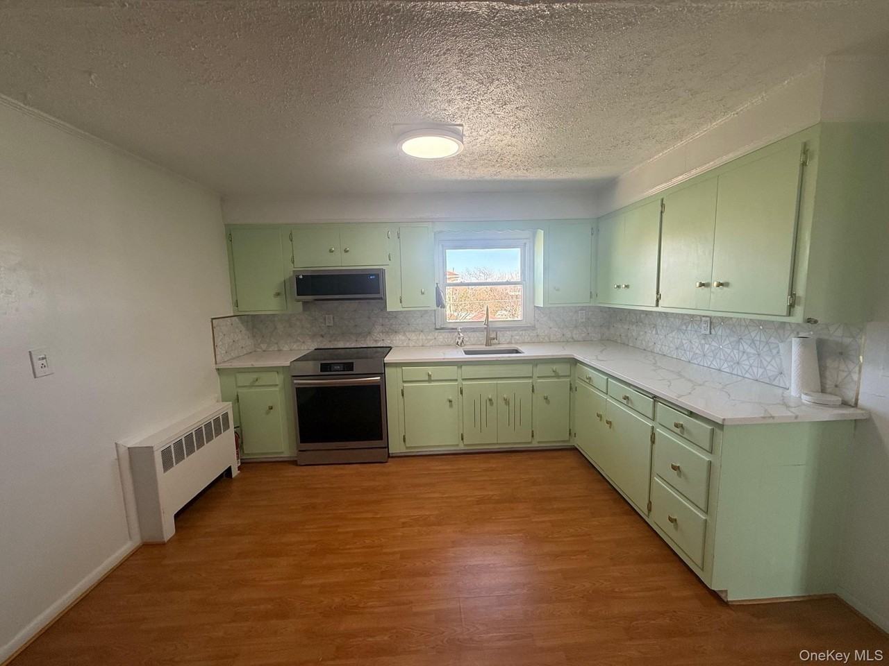 113 Parma Rd - Photo 3 of 13