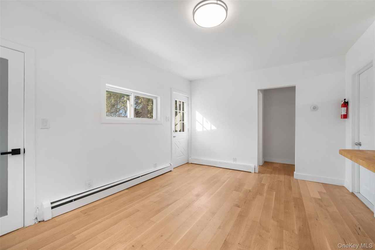 164 Pine Hill Rd Apt 4 - Photo 6 of 22