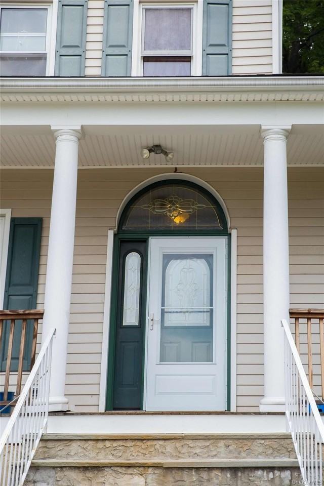 128 Lakeview Ave - Photo 3 of 19