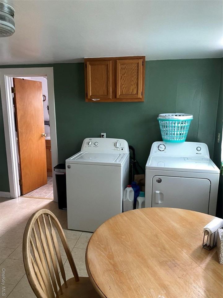 31 Liberty St - Photo 5 of 8