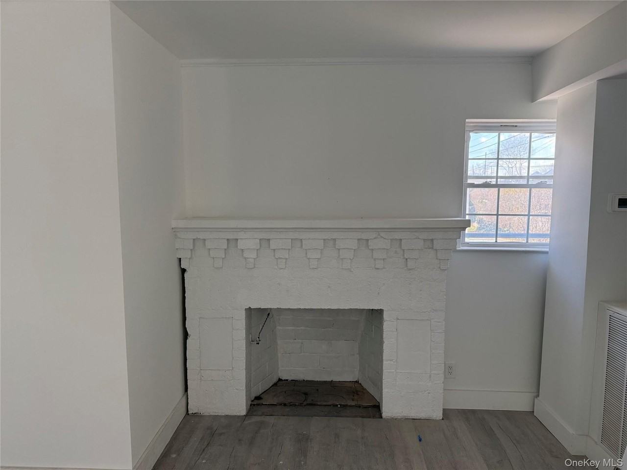 862 Station Pl - Photo 5 of 9