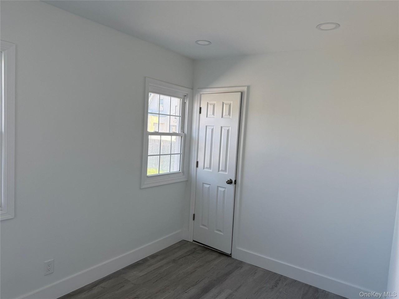 862 Station Pl - Photo 7 of 9