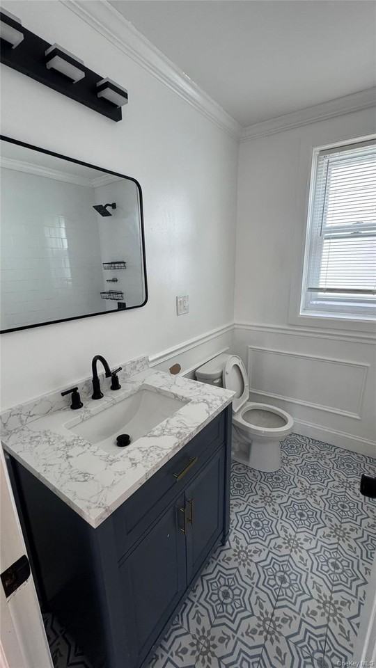 153 Chester Street chester street unit: 2 And 3 Floor - Photo 3 of 11