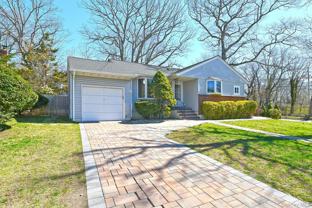 110 Dix Hills Rd - Photo 1 of 1