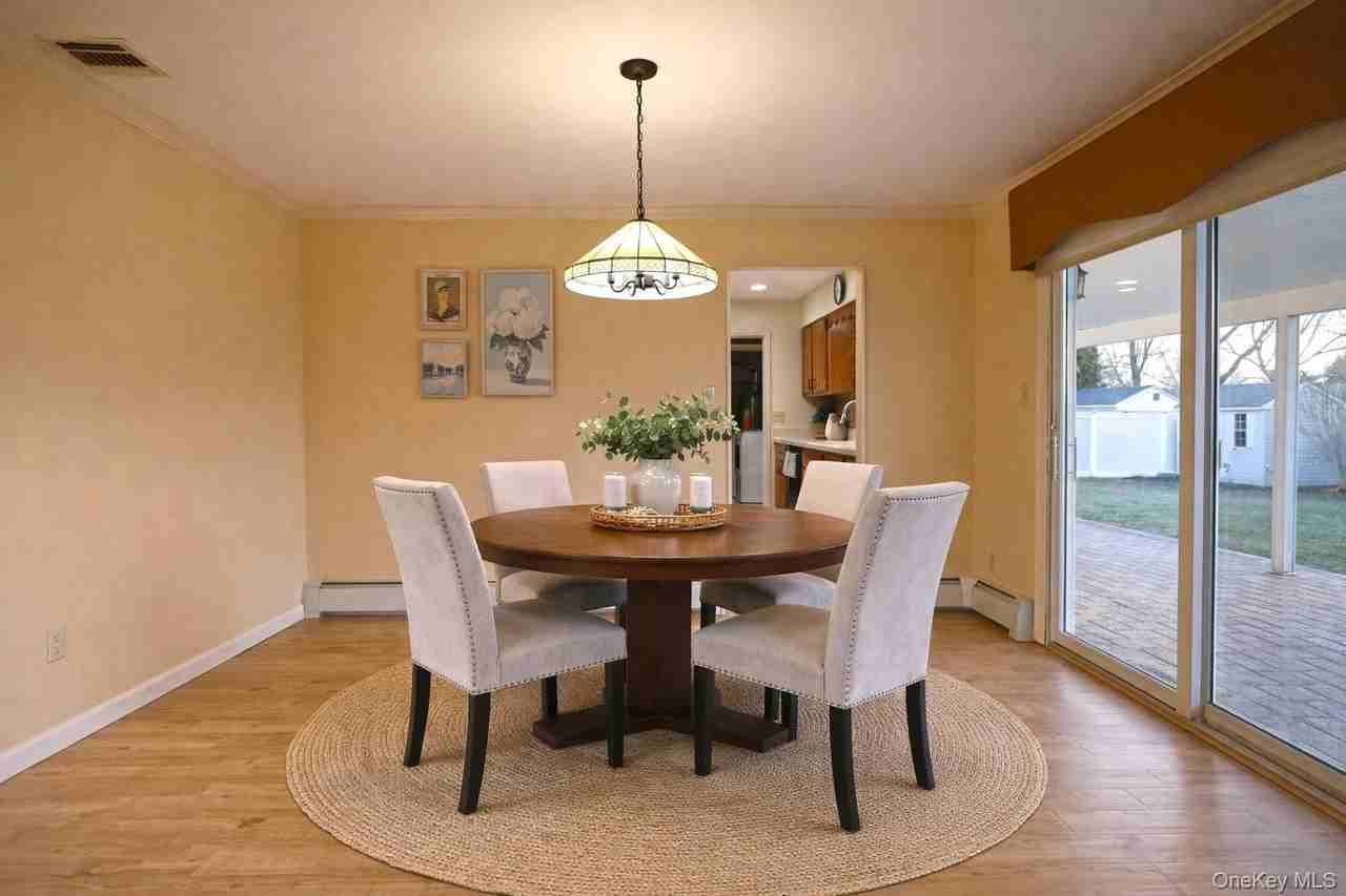 18 Strathmore Village Dr - Photo 7 of 21