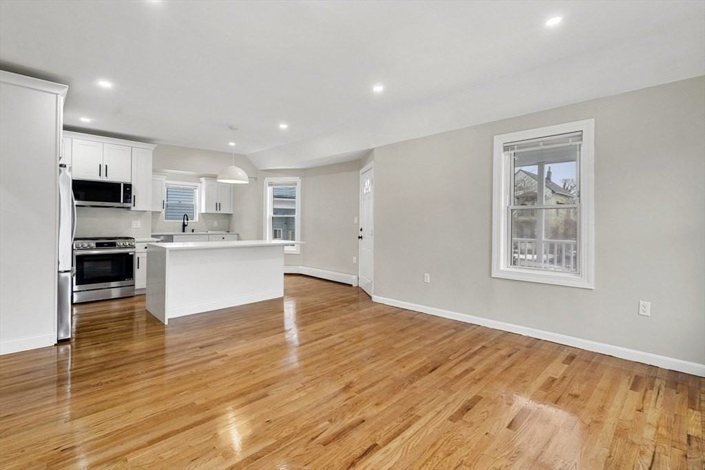 5 Gayland St Unit 2 - Photo 3 of 25