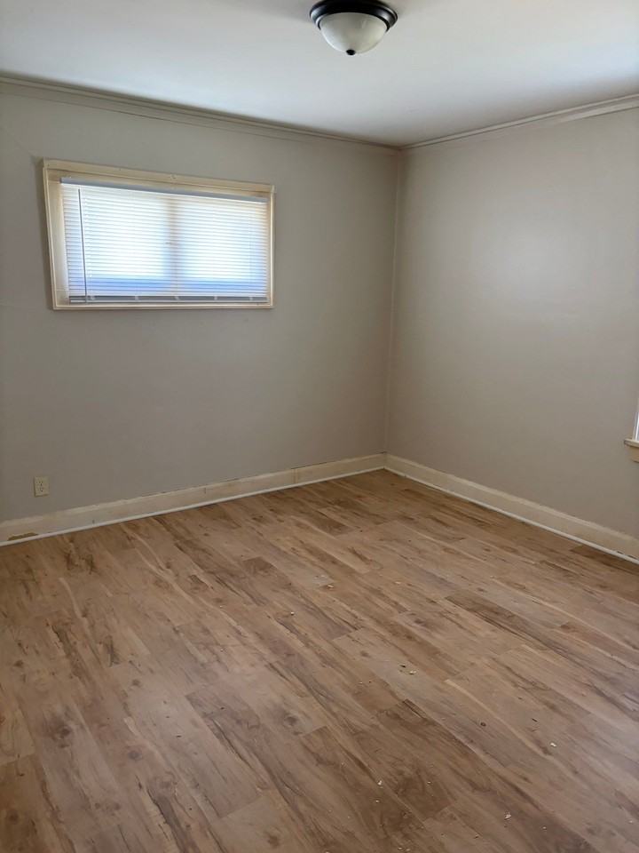 2842 N 47th St #2842 - Photo 6 of 8