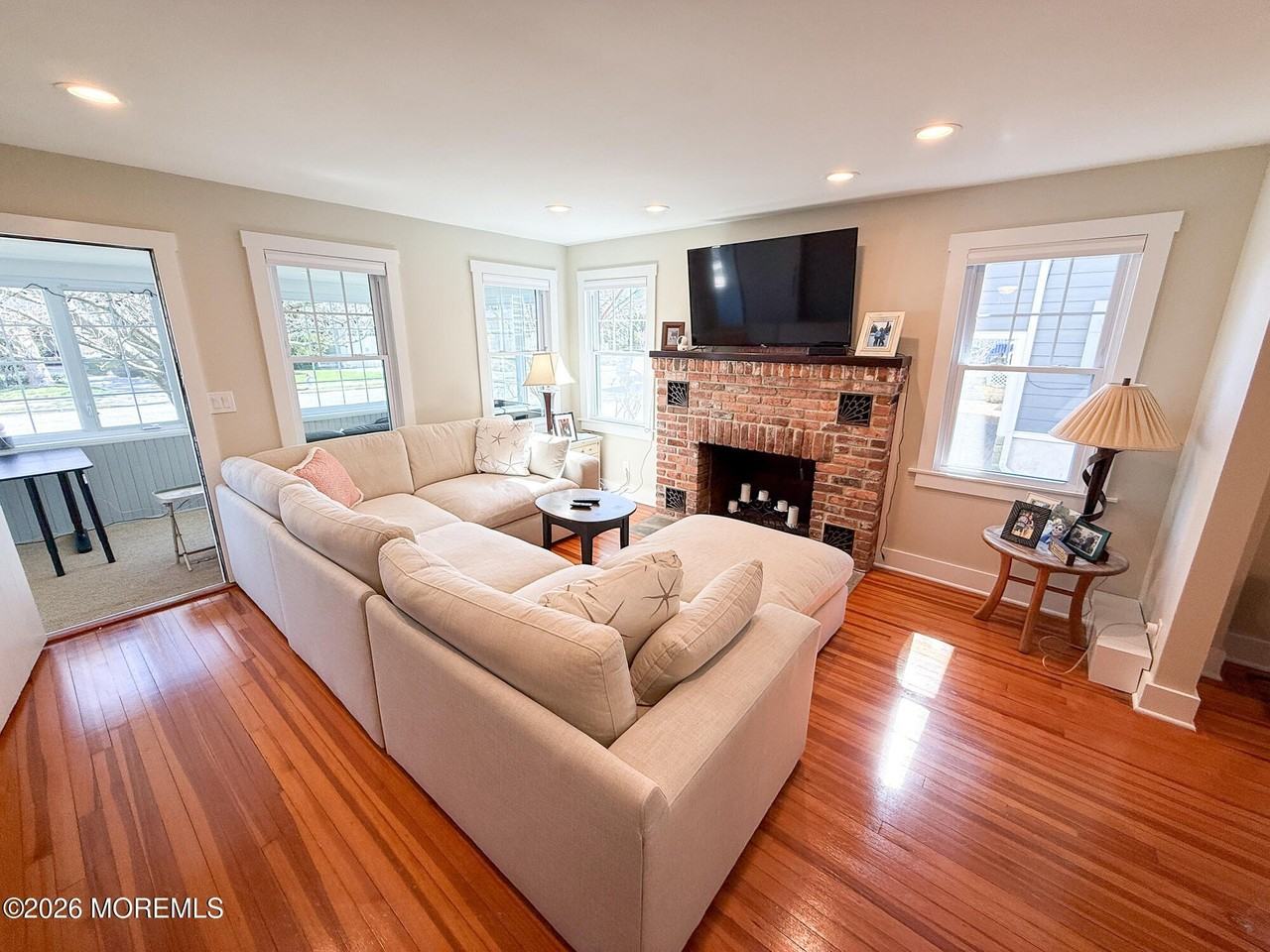 25 Ocean Ave - Photo 5 of 42