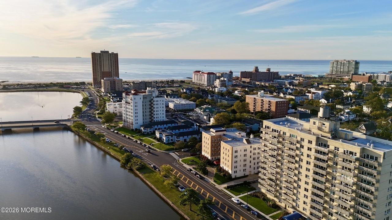 500 Deal Lake Dr Apt 5c - Photo 2 of 28